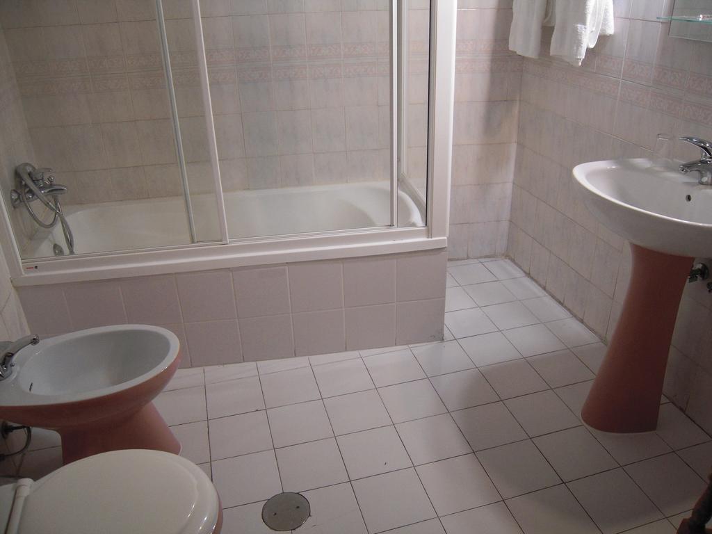 Guesthouse Lusa Atenas Коимбра Екстериор снимка